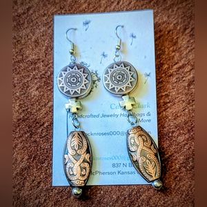 2/$12 NWT Handcrafted Boho Western Beaded Earrings